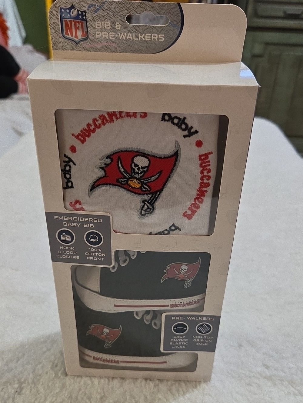 NIB FANATICS NFL TAMPA BAY BUCCANERRS BIB AND SHOES
